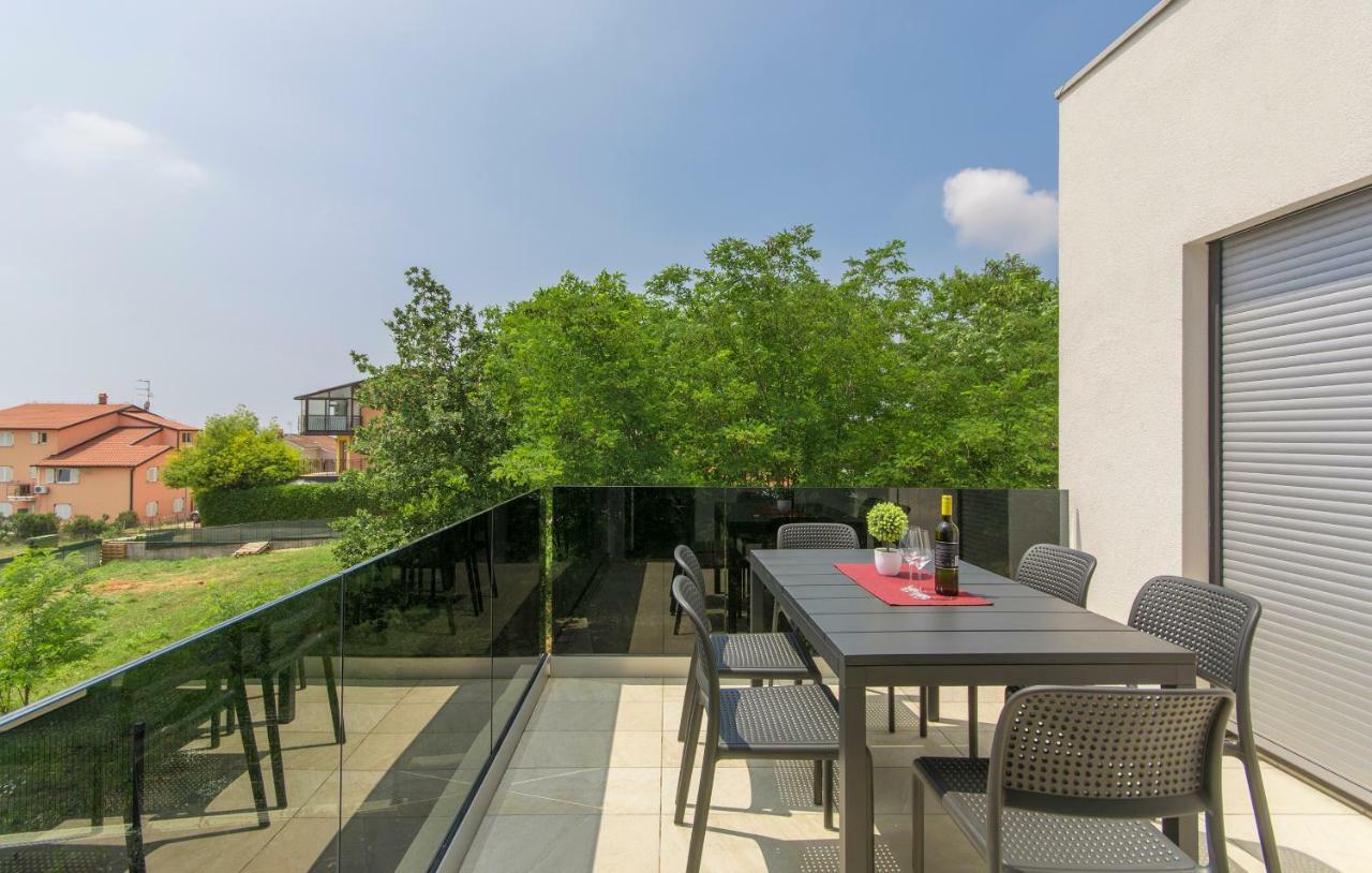 Apartment Lunne Novigrad Istria Εξωτερικό φωτογραφία
